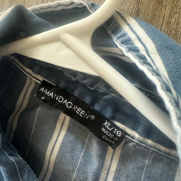 Amanda Green Blue and White button down Shirt Size XL - Picture 2 of 2
